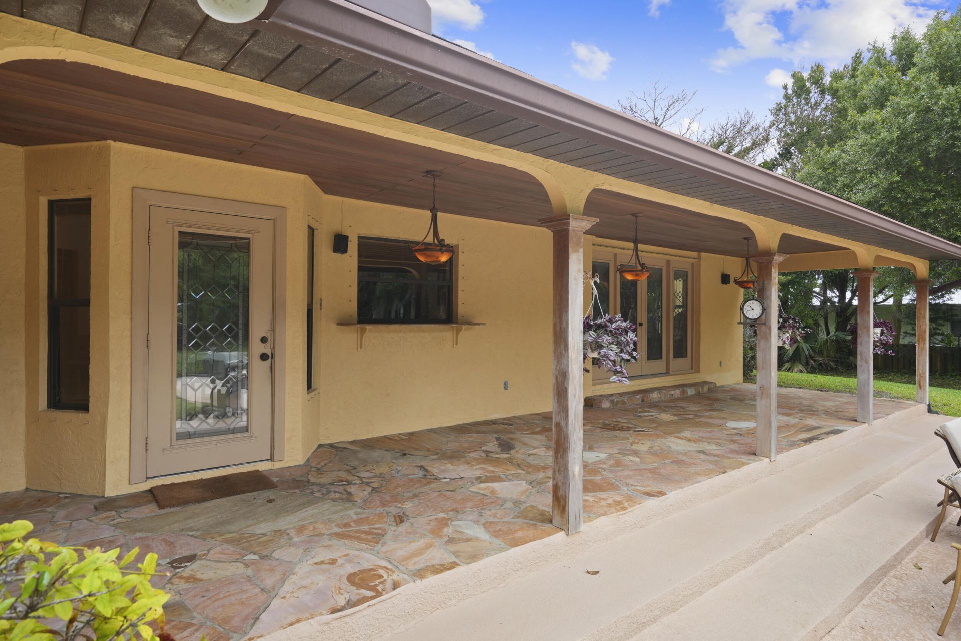 197 Tumblin Kling Road, Fort Pierce, FL 34982 Photo