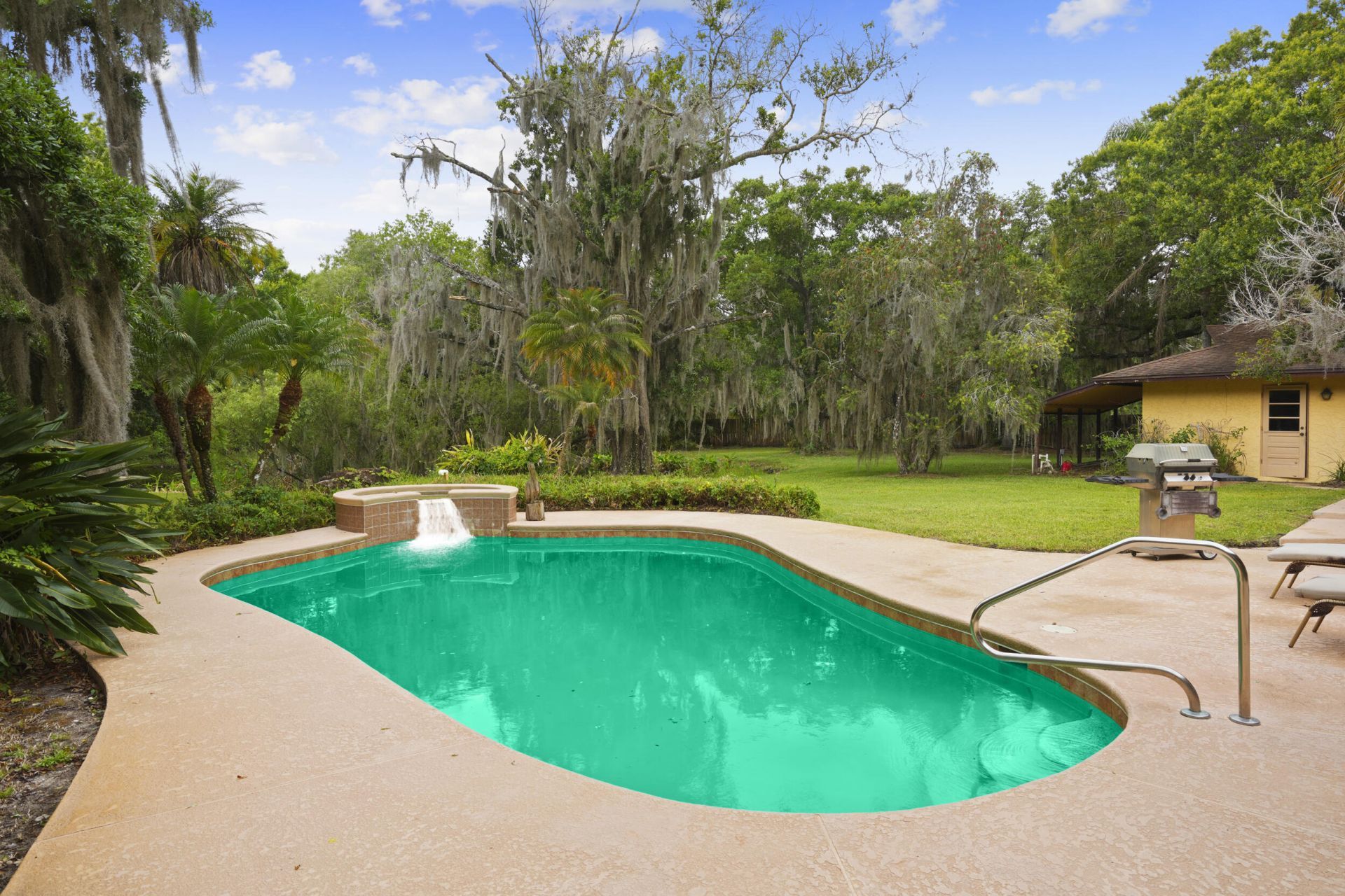 197 Tumblin Kling Road, Fort Pierce, FL 34982 Photo