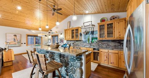 693 Patricia Lane, South Lake Tahoe, CA 96150 Photo