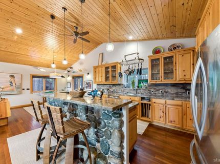 693 Patricia Lane, South Lake Tahoe, CA 96150 Photo