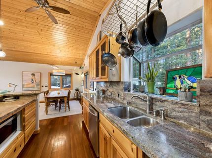 693 Patricia Lane, South Lake Tahoe, CA 96150 Photo