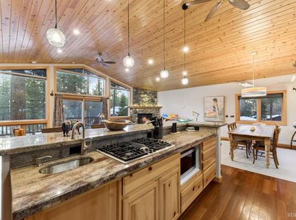 693 Patricia Lane, South Lake Tahoe, CA 96150 Photo
