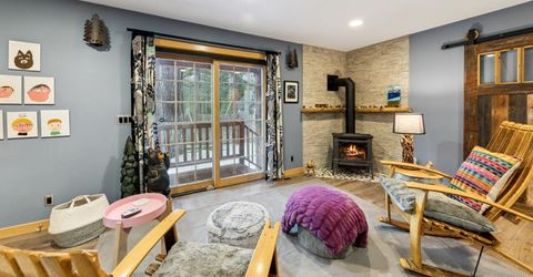 693 Patricia Lane, South Lake Tahoe, CA 96150 Photo