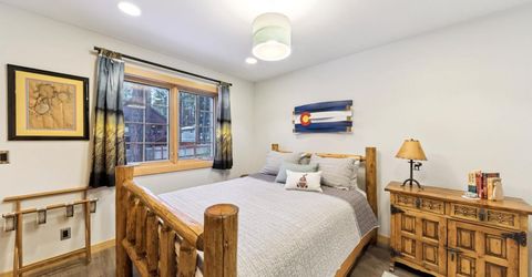 693 Patricia Lane, South Lake Tahoe, CA 96150 Photo