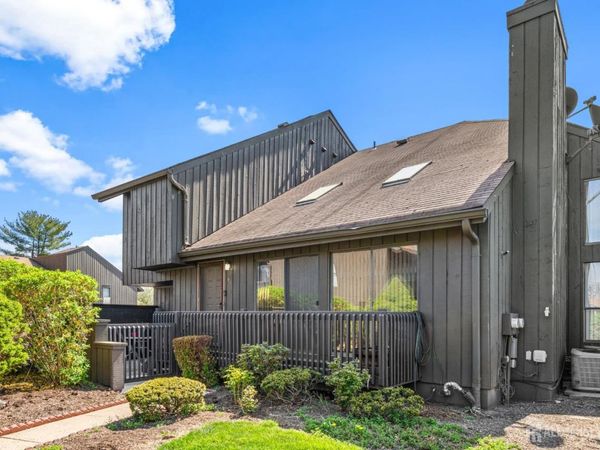 51 Westgate Drive, Edison, NJ 08820