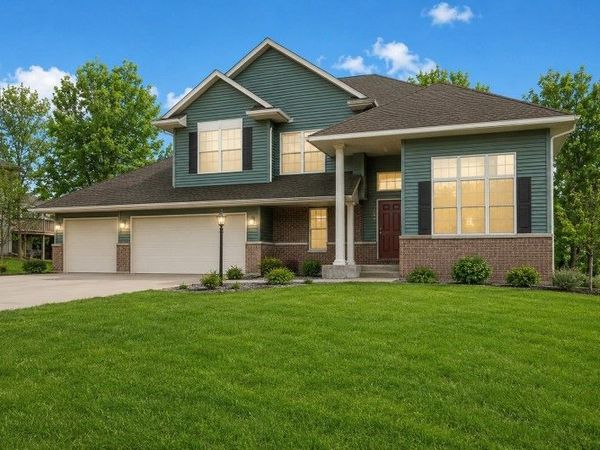 3991 NE Roberts Ridge, Iowa City, IA 52240