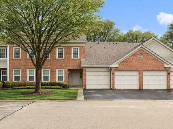 1602 Hadley Court, Unit C2, Wheeling, IL 60090