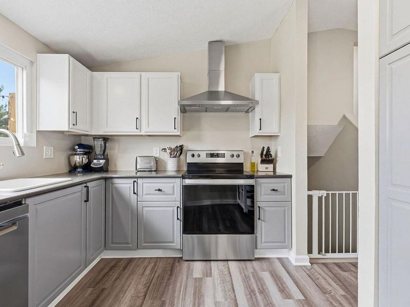 2949 Cortona Road , Columbus, OH 43204 Photo 16