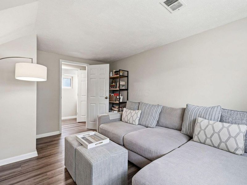 2949 Cortona Road, Columbus, OH 43204 Photo 23