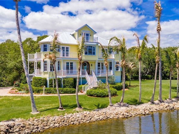 9115 44th Avenue, Sebastian, FL 32958