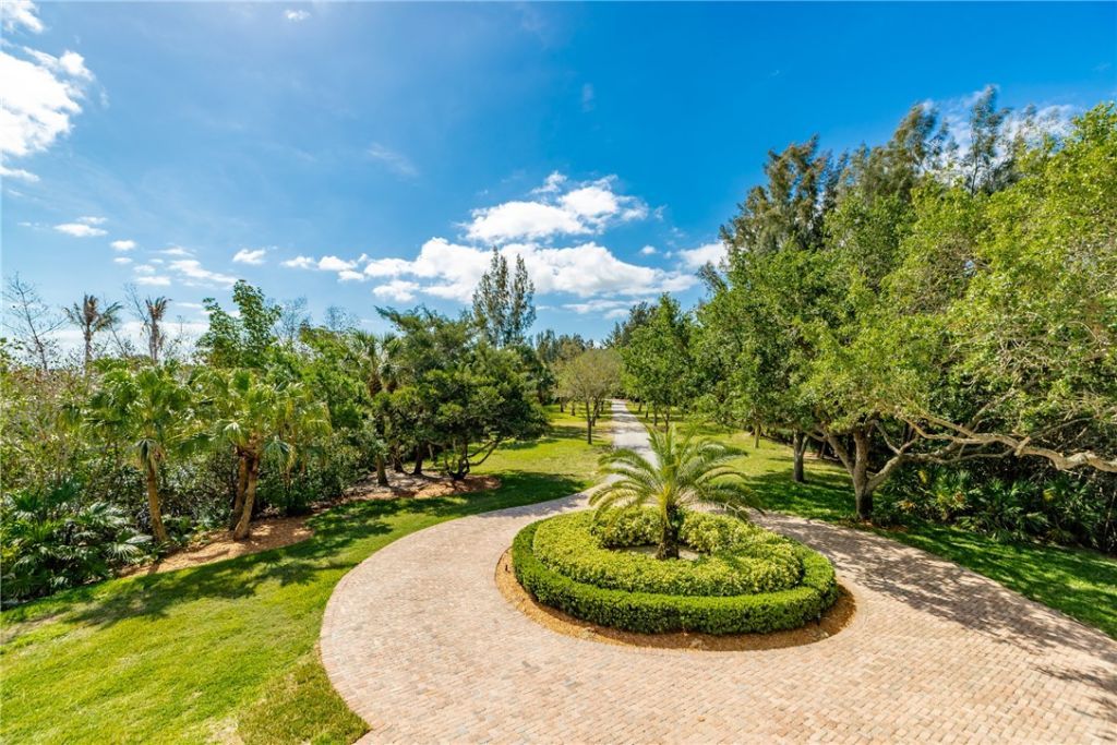 9115 44th Avenue, Sebastian, FL 32958 Photo