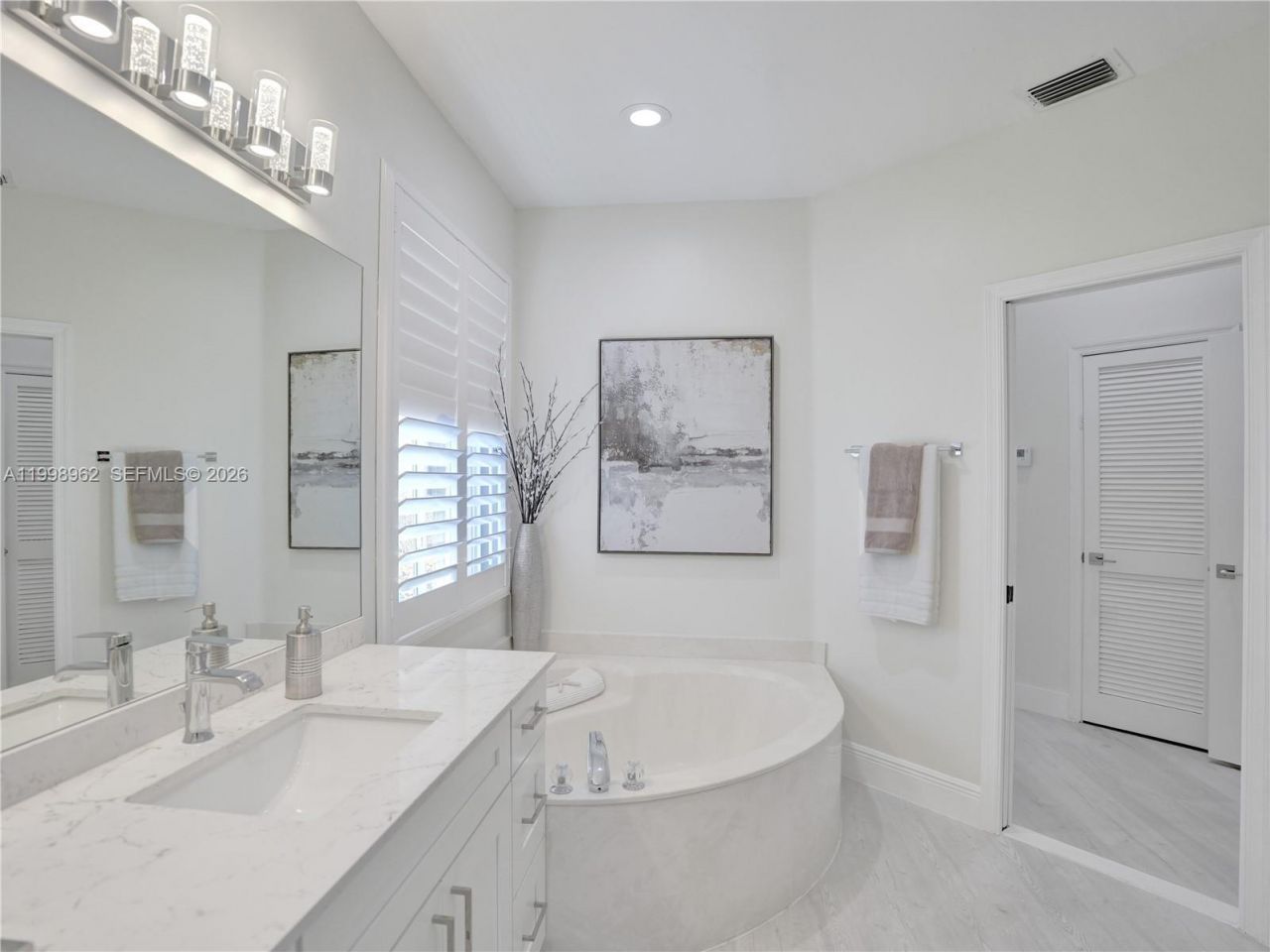 1356 Ginger Cir, Weston, FL 33326 Photo