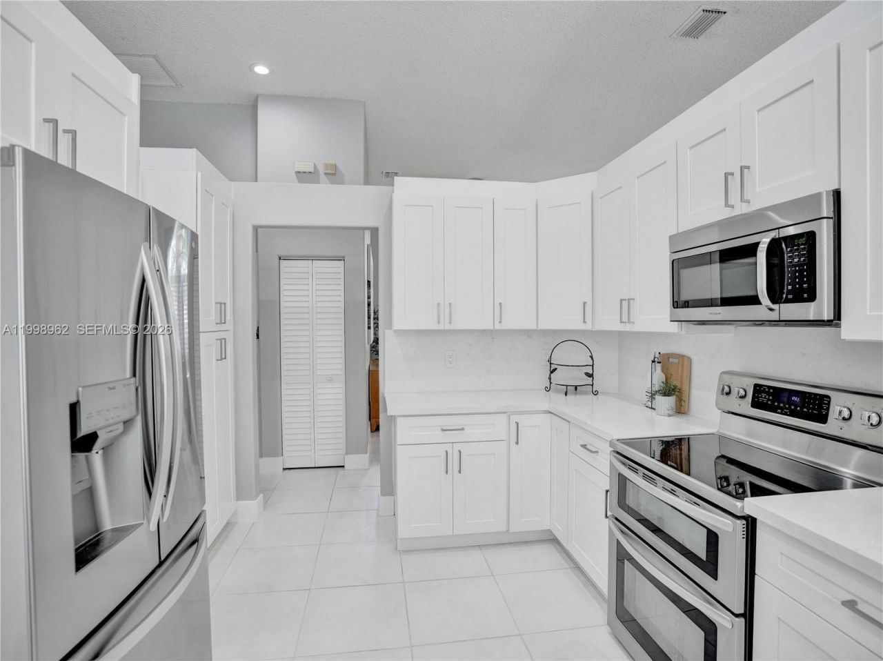 1356 Ginger Cir, Weston, FL 33326 Photo