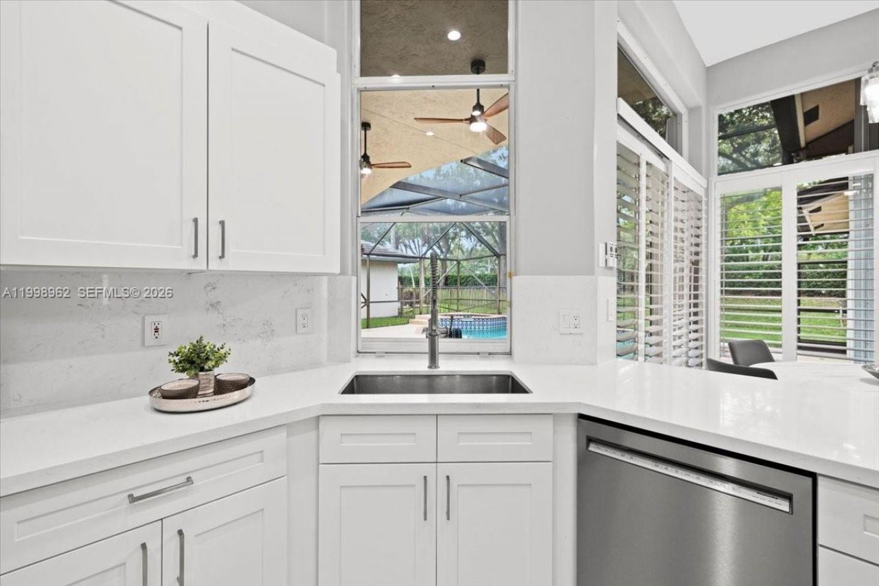 1356 Ginger Cir, Weston, FL 33326 Photo