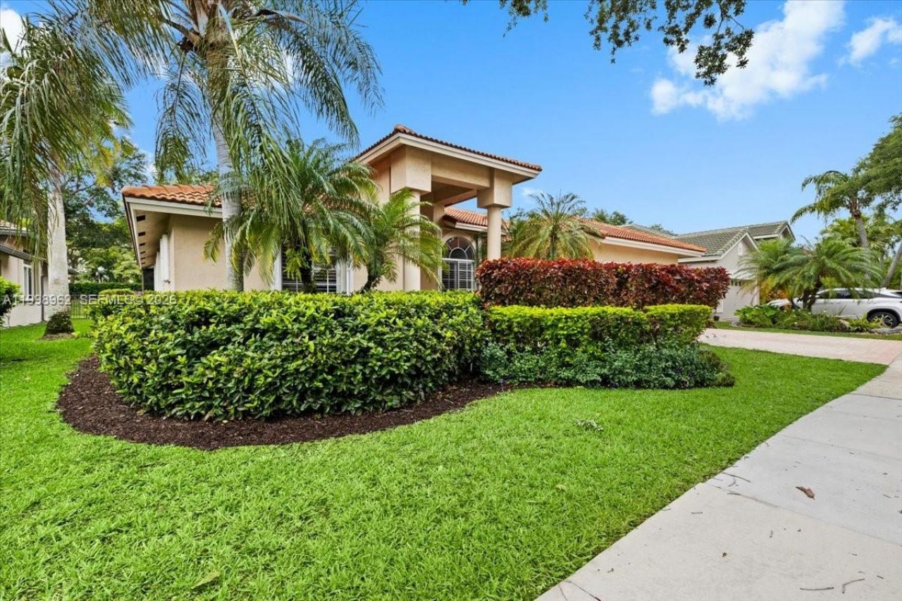 1356 Ginger Cir, Weston, FL 33326 Photo