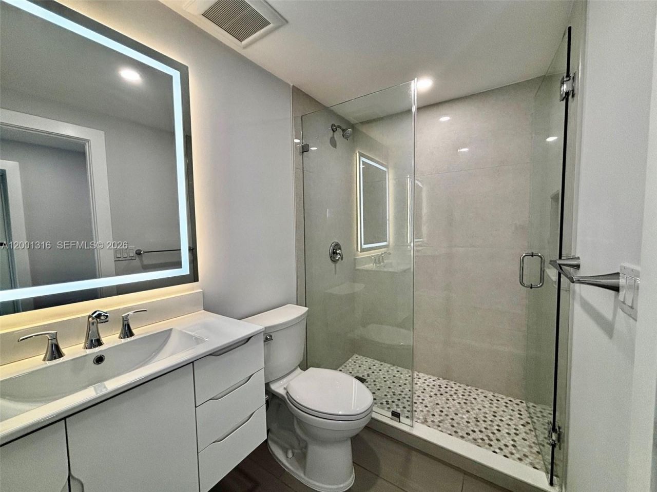 130 W 57th St, Unit SIDE, Hialeah, FL 33012 Photo