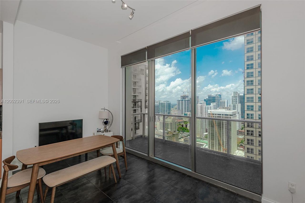 300 S Biscayne Blvd, Unit PH-3903, Miami, FL 33131 Photo