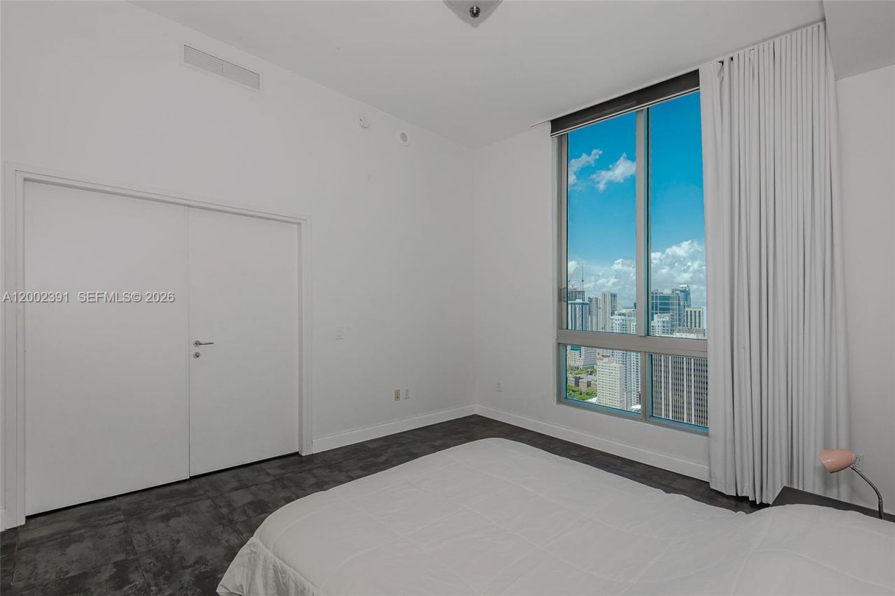 300 S Biscayne Blvd, Unit PH-3903, Miami, FL 33131 Photo