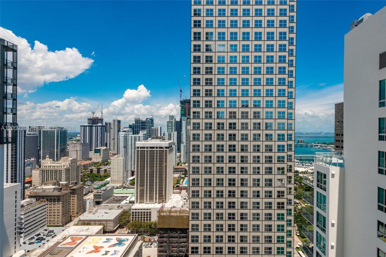 300 S Biscayne Blvd, Unit PH-3903, Miami, FL 33131 Photo