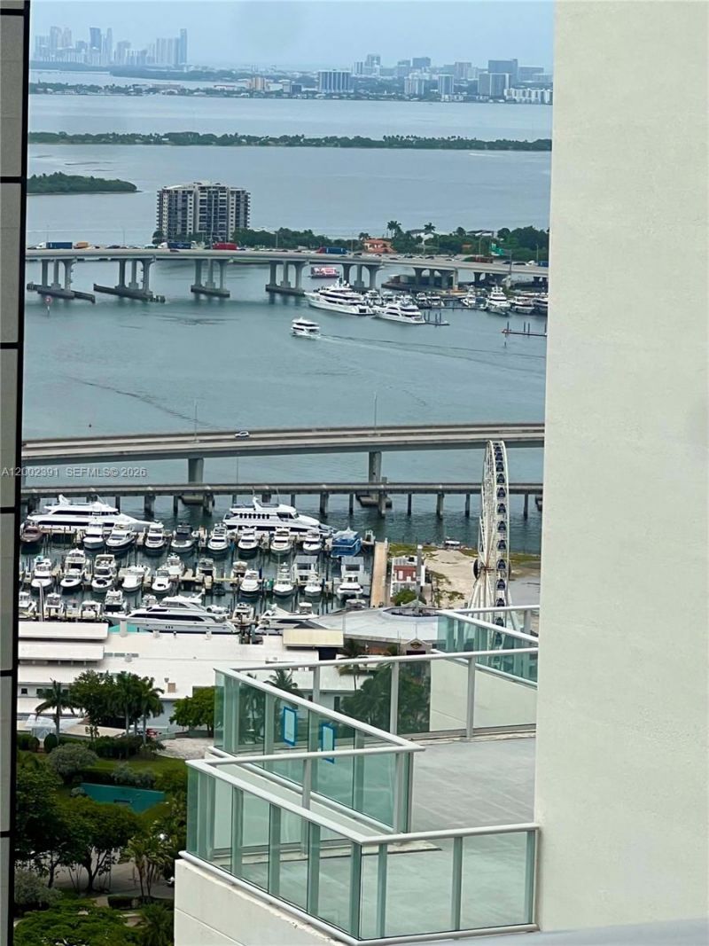 300 S Biscayne Blvd, Unit PH-3903, Miami, FL 33131 Photo
