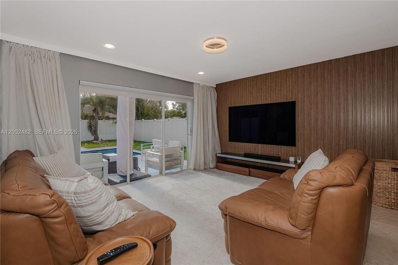 2336 NW 34th Ter, Coconut Creek, FL 33066 Photo