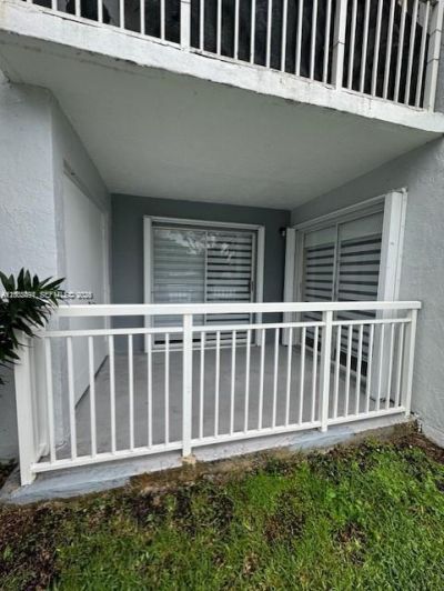 8620 SW 212th St, Unit 103, Cutler Bay, FL 33189 Photo