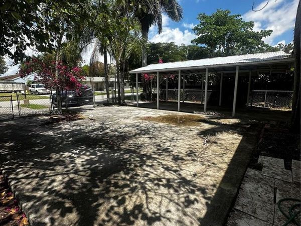 821 SW 2nd St , Florida City, FL 33034