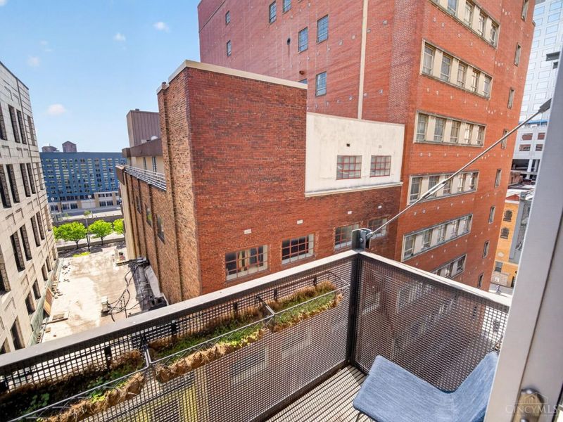 15 W 4th Street, Unit 504, Cincinnati, OH 45202 Photo 22