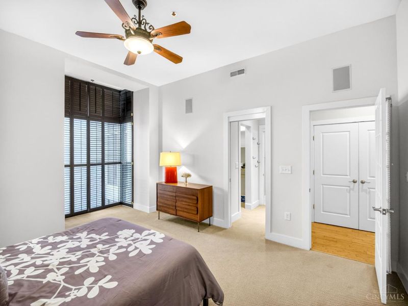 15 W 4th Street, Unit 504, Cincinnati, OH 45202 Photo 25