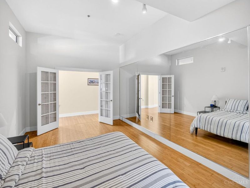 15 W 4th Street, Unit 504, Cincinnati, OH 45202 Photo 32