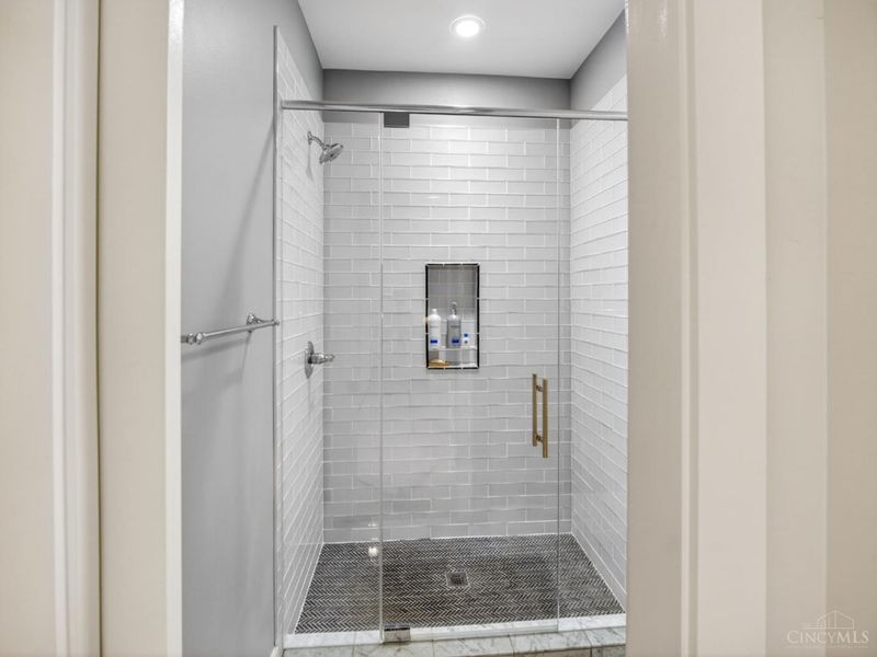 15 W 4th Street, Unit 504, Cincinnati, OH 45202 Photo 40