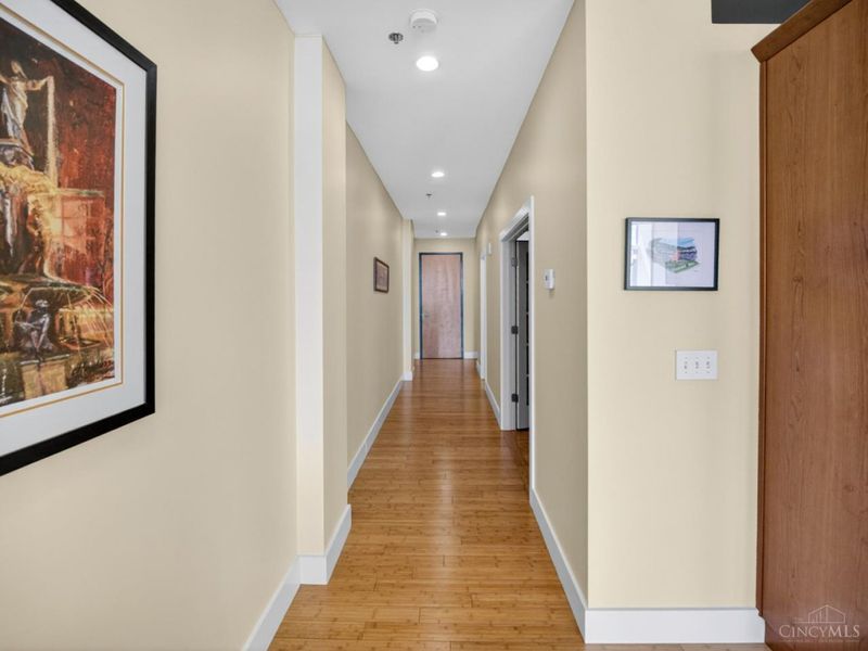 15 W 4th Street, Unit 504, Cincinnati, OH 45202 Photo 5