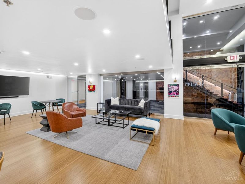 15 W 4th Street, Unit 504, Cincinnati, OH 45202 Photo 54