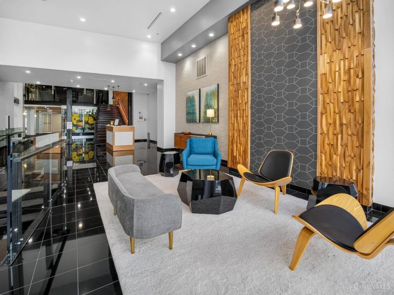 15 W 4th Street, Unit 504, Cincinnati, OH 45202 Photo 61