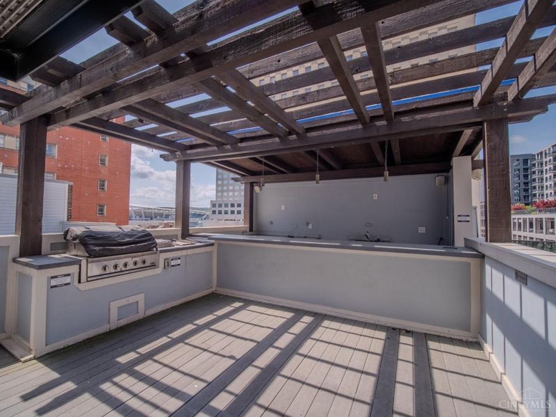 15 W 4th Street, Unit 504, Cincinnati, OH 45202 Photo 66
