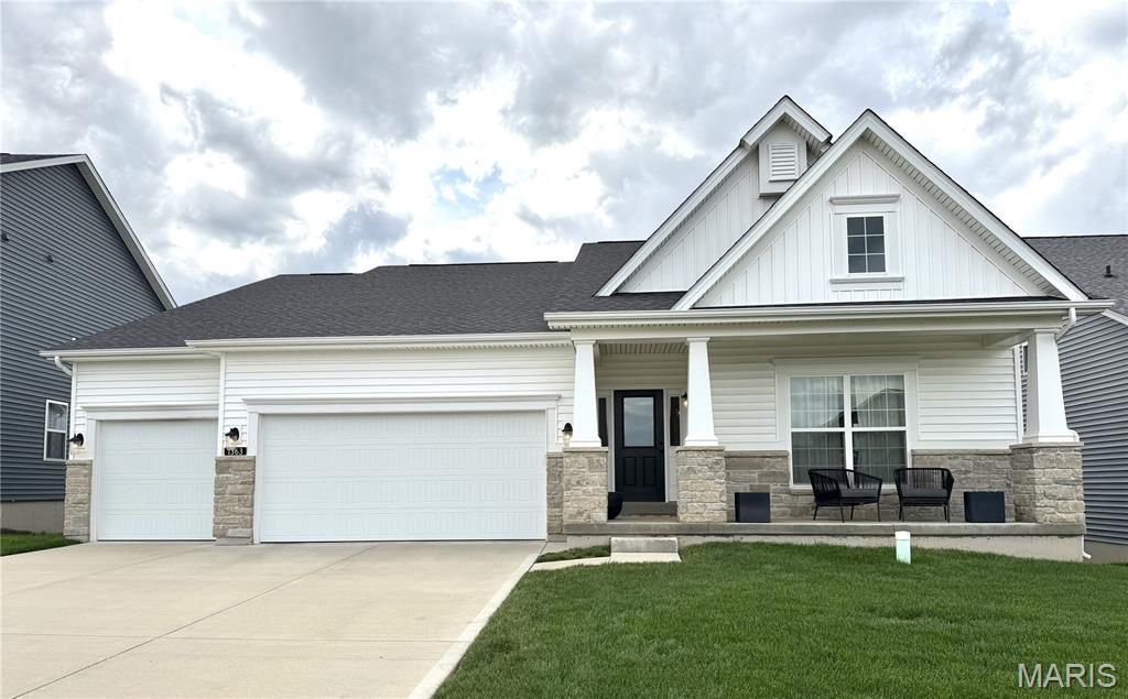 1363 Bloomfield Drive , Eureka, MO 63025 Main Photo