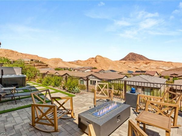 14 Autumn Palm Avenue, Henderson, NV 89011