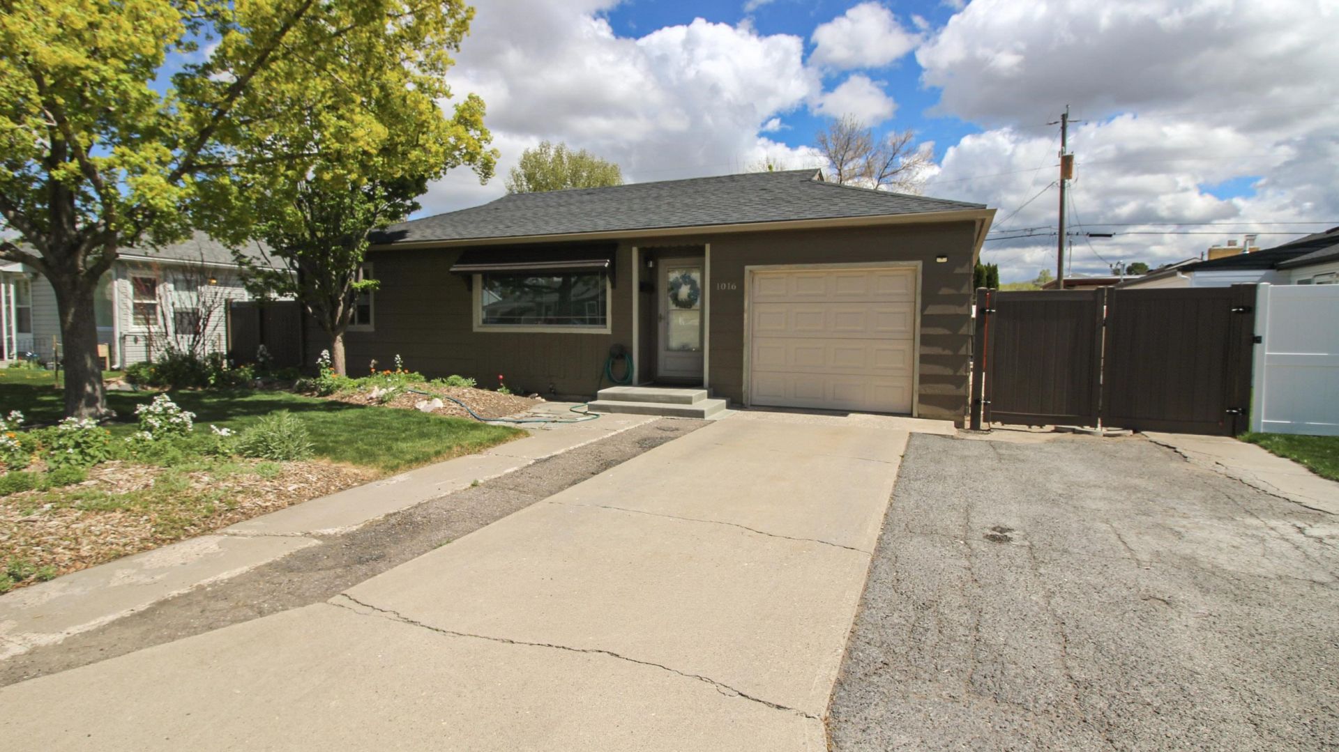 1016 Gray Ave, Pocatello, ID 83201 Main Photo