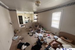 250 Syracuse Street photo 4