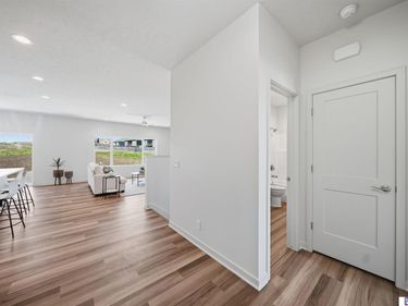 9229 S 80th Street, Lincoln, NE 68516