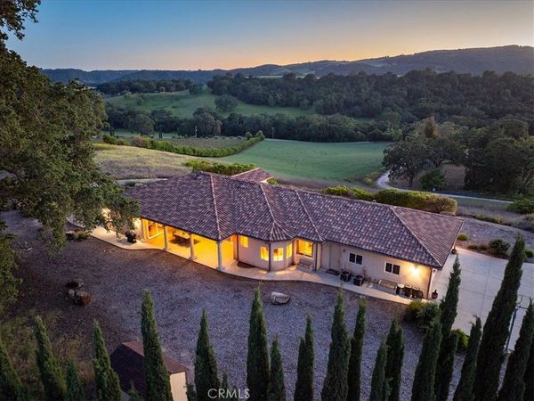 5250 , 5260 Vineyard, Paso Robles, CA 93446