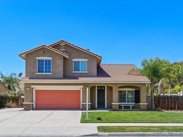 1427 Alabaster, Hemet, CA 92545