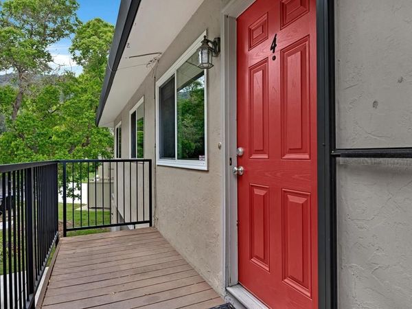 2110 Arroyo Ct, Unit 4, Pleasanton, CA 94588