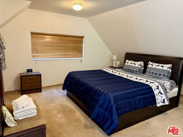 701 Pinnacle Drive, Lake Arrowhead, CA 92352