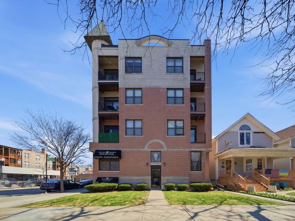 1733 W Lawrence Avenue, Unit CU2, Chicago, IL 60640