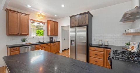 2461 41st St, Sacramento, CA 95817 Photo