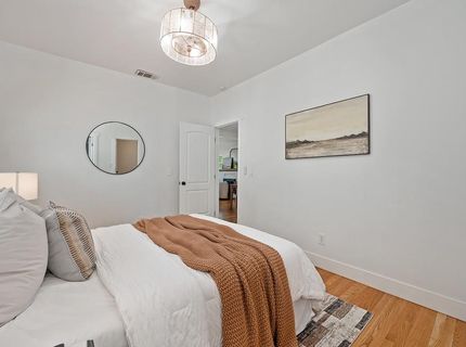 2461 41st St, Sacramento, CA 95817 Photo