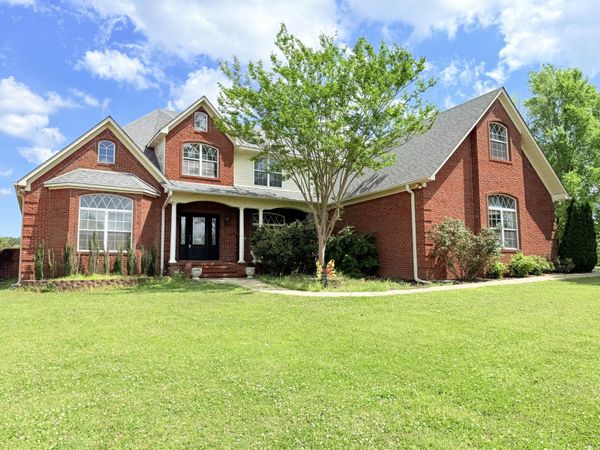 222 Treeside Dr., Mooreville, MS 38857