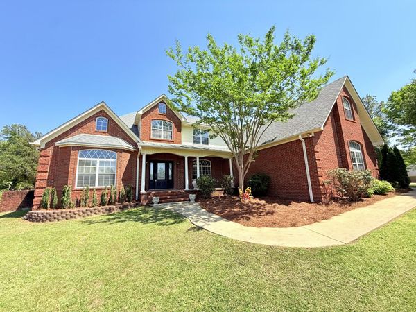 222 Treeside Dr., Mooreville, MS 38857