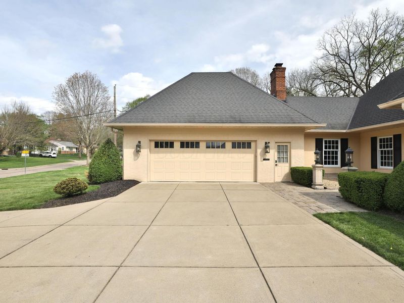 309 Melbourne Place, Worthington, OH 43085 Photo 4